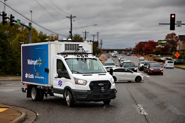 Gatik self driving box truck